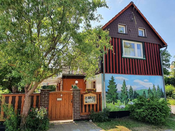 Ferienwohnung für 4 Personen, mit Balkon und Terrasse sowie Garten in Elbingerode