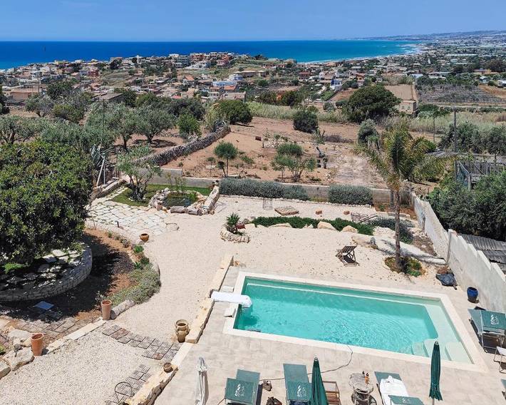 Location de vacances pour 10 personnes, avec Balcon et Terrasse ainsi que Jardin et Piscine à Cava d'Aliga - 4
