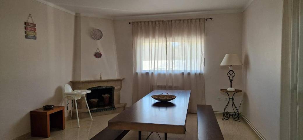 Three-Bedroom House in Fátima, Distrito de Santarém