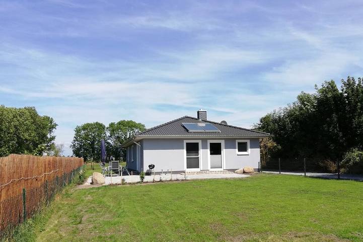 Ferienhaus für 6 Personen, mit Garten und Sauna