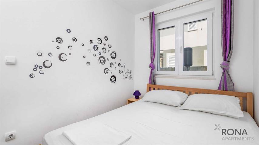 Ferienwohnung für 4 Personen, mit Terrasse und Balkon/Terrasse