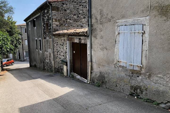 Entire apartment, Près du Parc de Verdure in Chomérac, Privas (arrondissement)