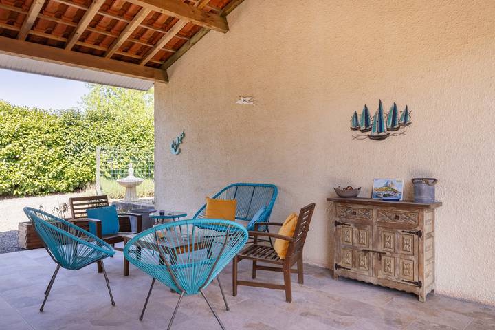 Location de vacances pour 5 personnes, avec Balcon et Jardin à Tauriac