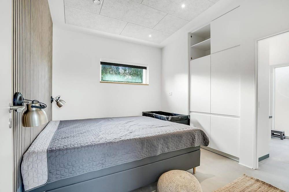 4 bedroom gorgeous home in Esbjerg V in Sjelborg, Esbjerg