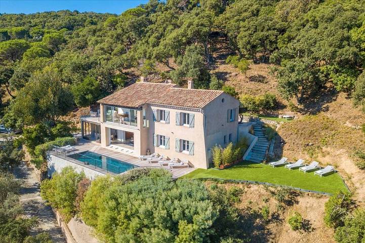 Ferienhaus für 10 Personen, mit Garten und Balkon, mit Haustier in Ramatuelle
