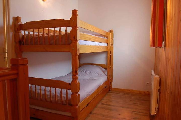 Gîte pour 6 personnes, avec Terrasse et Jardin à Ancelle - 2