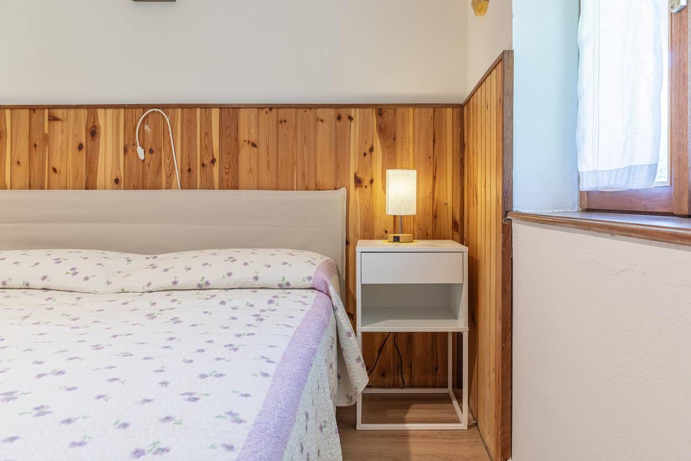 Ganze Wohnung, Ferienwohnung für 4 Personen mit Seeblick in Lagolo, Madruzzo