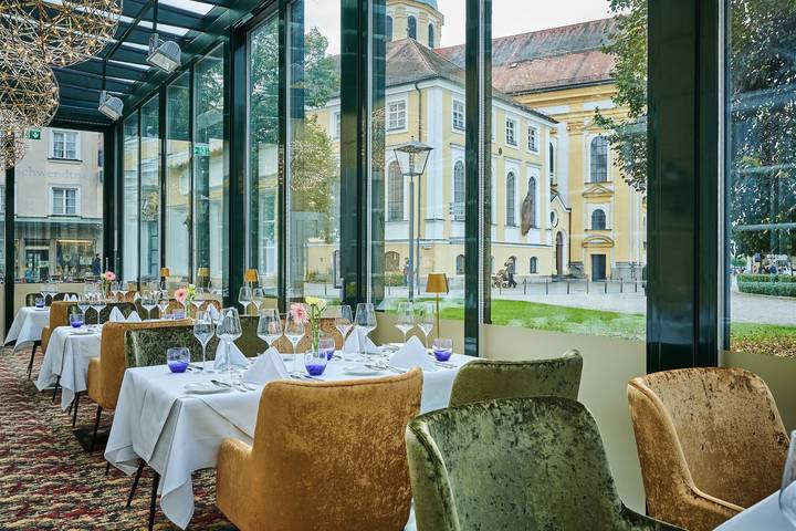 Hotel, mit Terrasse in Altötting - 3