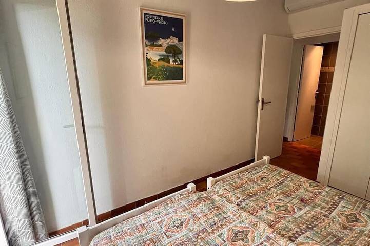 Appartamento intero, Accommodation Mésange 600m walk from SantaGiulia Jacuzzi in Santa Giulia, Porto Vecchio