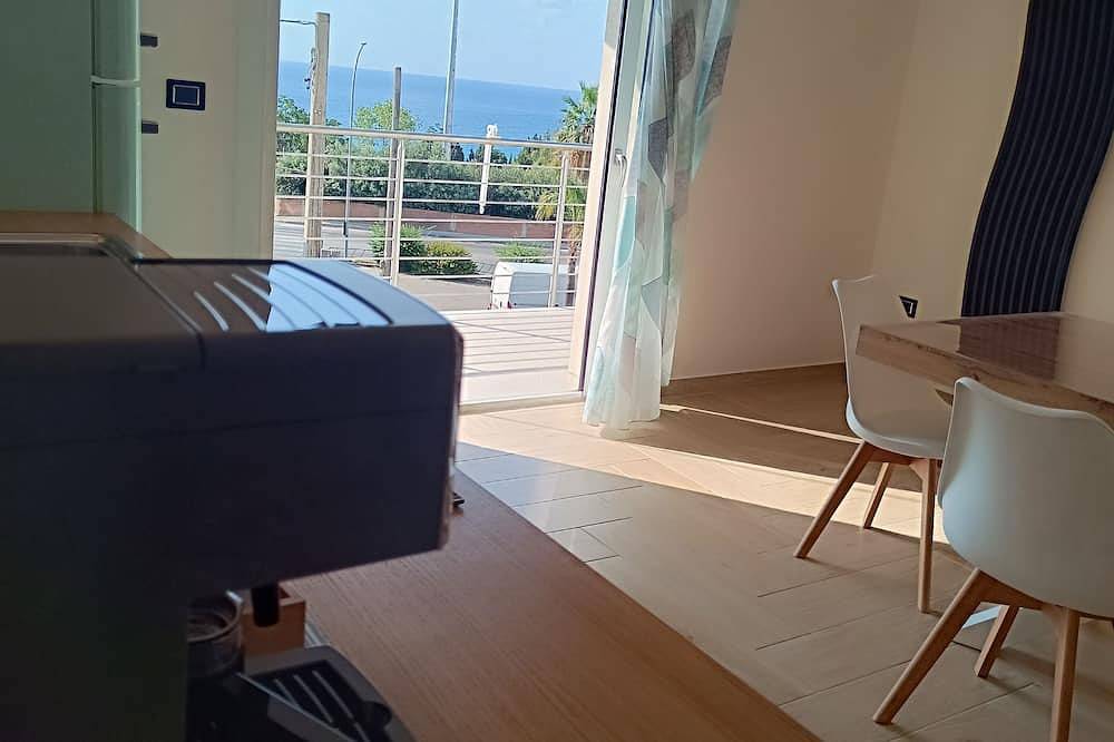 Entire apartment, Comfortable Deluxe Apartment in the center of Tropea with sea view balcony in Tropea, Vibo Valentia Province