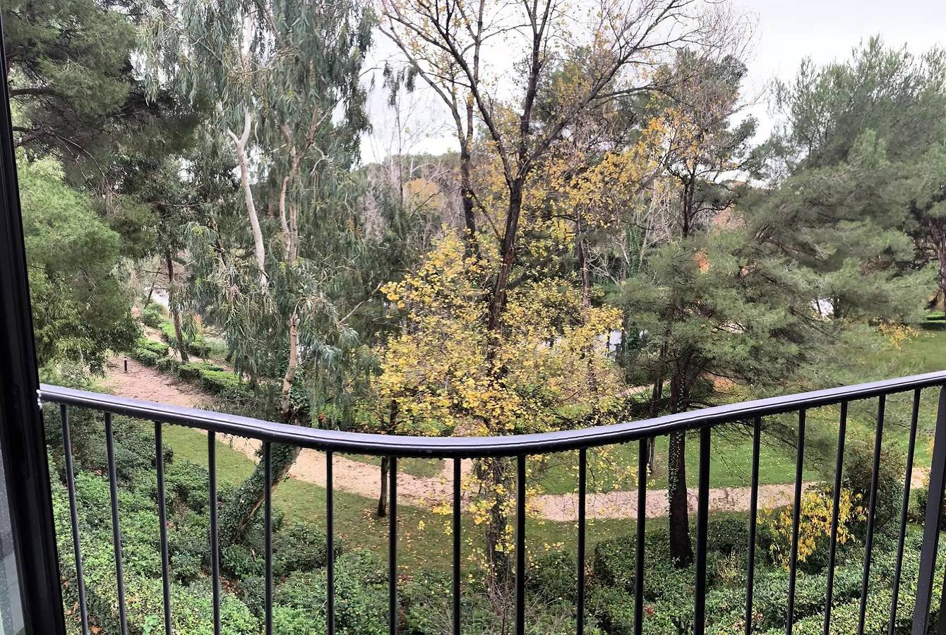 Entire apartment, Front du Lac and Verdure apartment in Domaine with pool and tennis in La Coudoulière, Six-Fours-les-Plages