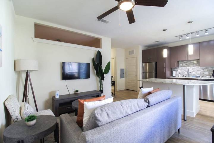 Vacation rental for 2 people, with pool, with pets in Houston
