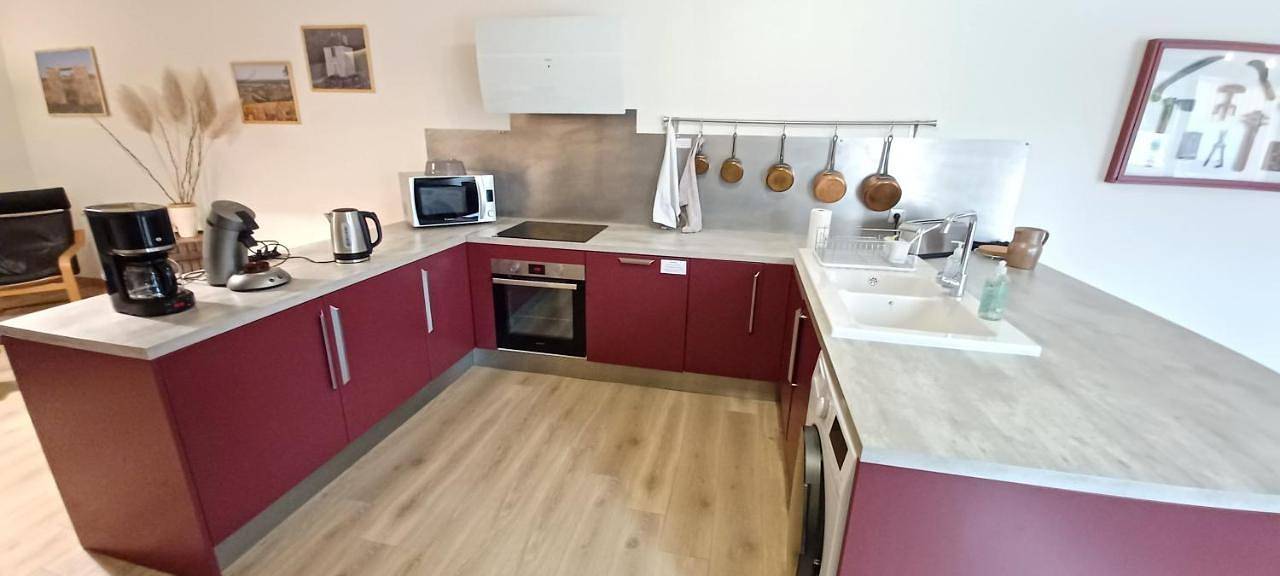 Chambre d’hôte pour 8 personnes avec jardin in Givry, Région de Chalon-sur-Saône