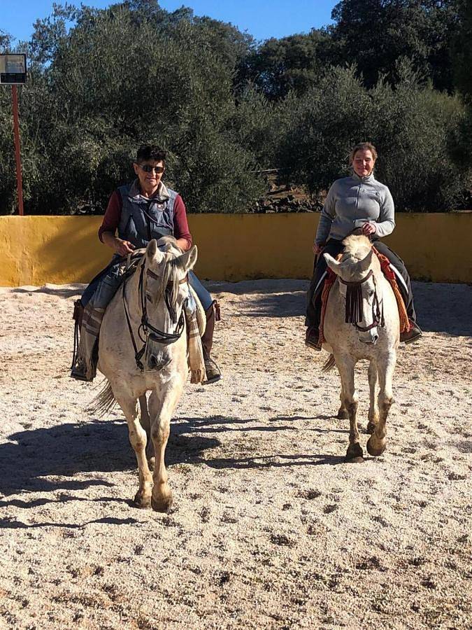 Casa rural para 2 personas, con piscina además de jardín y vistas, Se admiten mascotas en Loja - 4