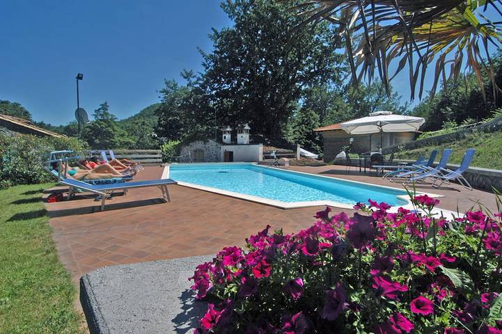 Chalet para 16 personas, con sauna además de jacuzzi y jardín - 1