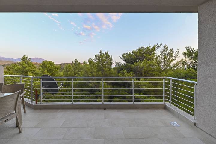 Gîte pour 6 personnes, avec terrasse et jardin au Monténégro - 4