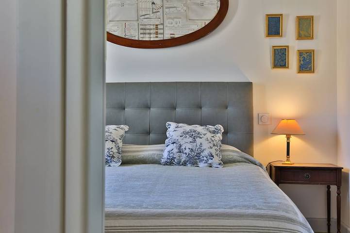 Excelente T3 con vista en la Provenza - comodidad - \"Casa de las Arcadas\" 3 Habitaciones - N + 1 in Villecroze, Region de Draguignan