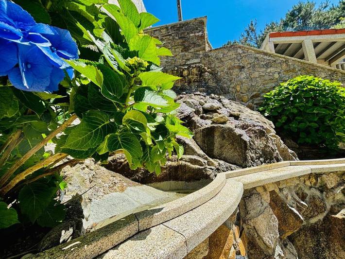 Chalet para 16 personas, con piscina además de vistas y jardín en Comarca de Vigo - 4