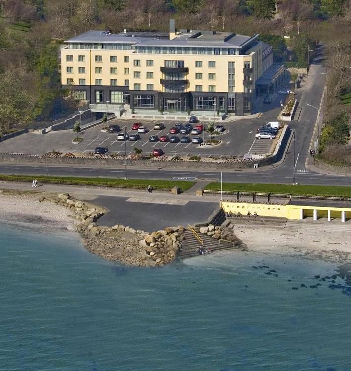 Apartamento para 2 personas, con terraza y jacuzzi además de piscina y sauna en Galway