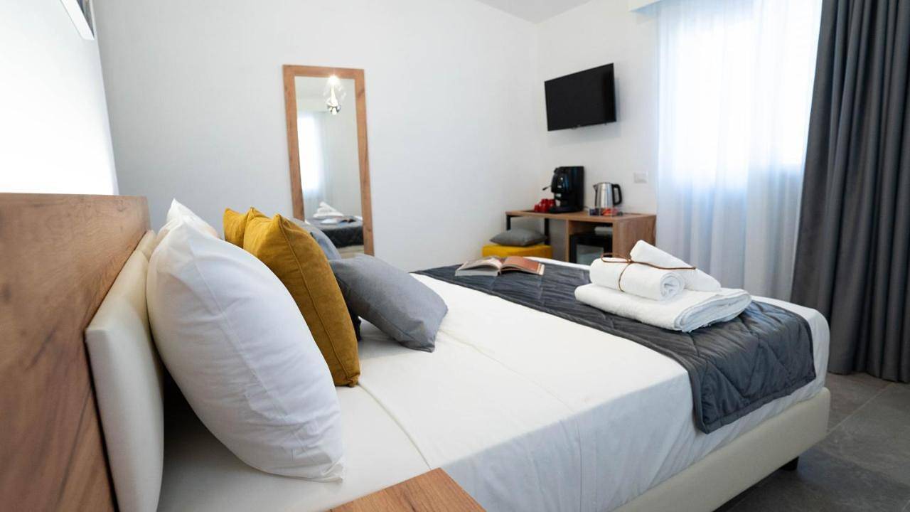 Double Room with Private Bathroom in Partinico, Provincia di Palermo