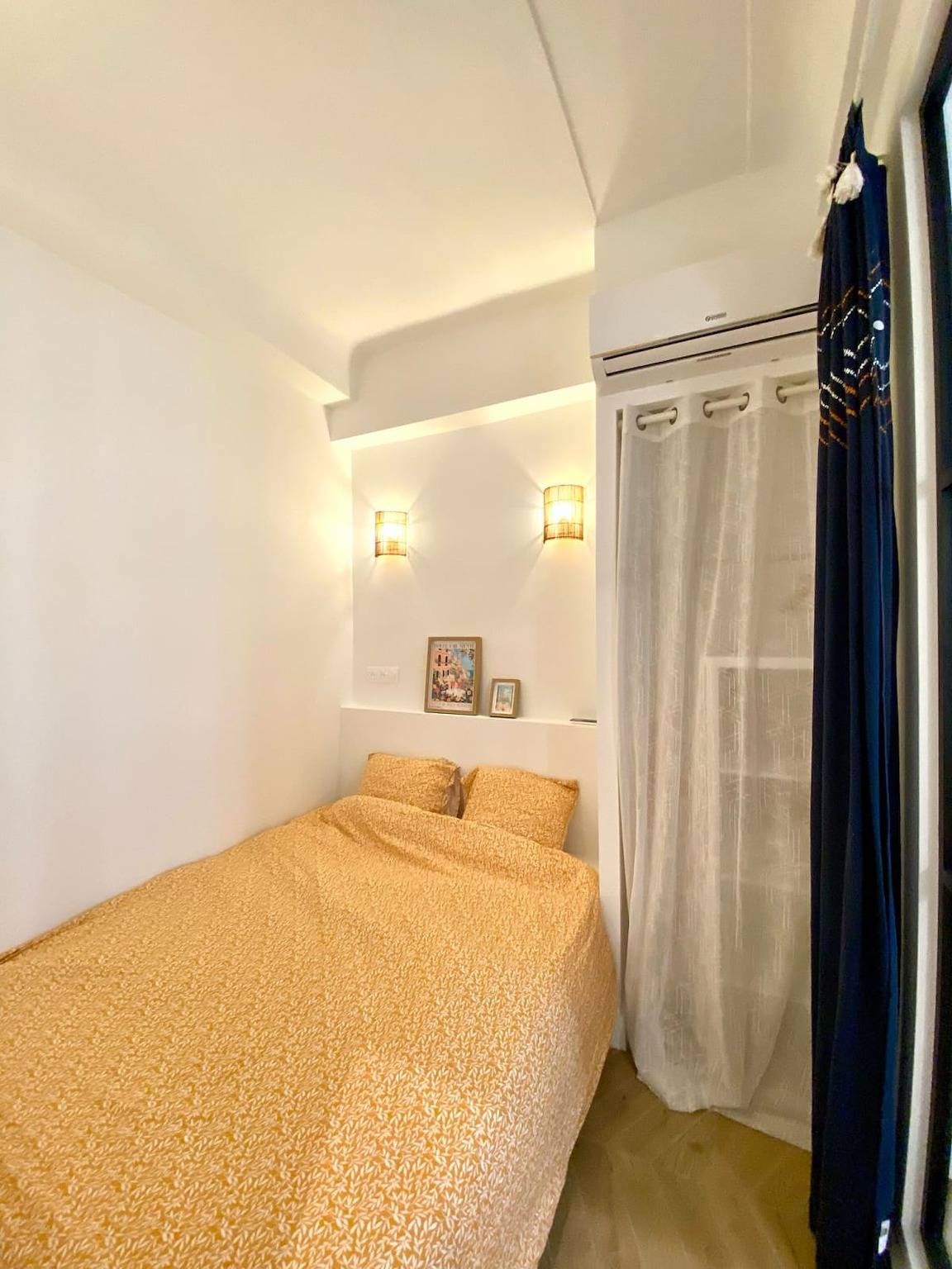 Appartement entier, Appartement au cœur de la Vieille Ville Antibes  in Antibes, Région de Cannes