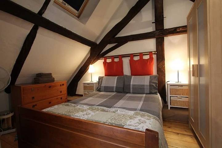 Gîte pour 6 personnes, avec jardin ainsi que balcon et piscine à Puybrun - 3