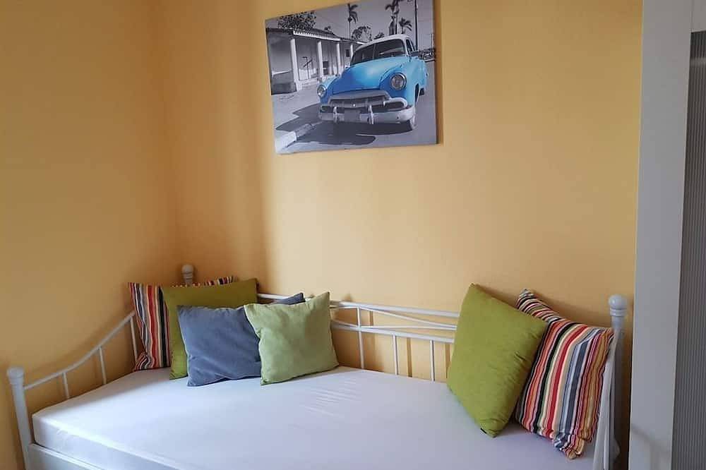 Ganze Wohnung, Apartment für 4 Personen mit 2 Doppelbetten in Saarbrücken, Saarbrücken & Umgebung
