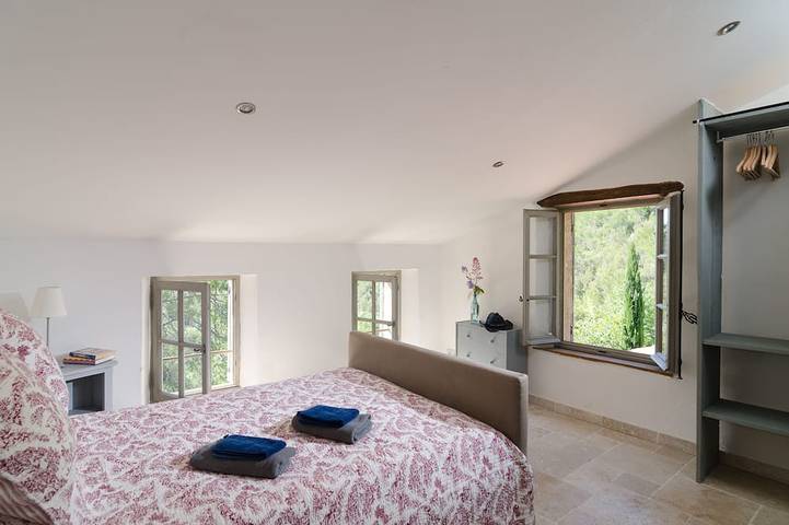 19th Century Provencal Bastide and Infinity pool in Cotignac, Brignoles region