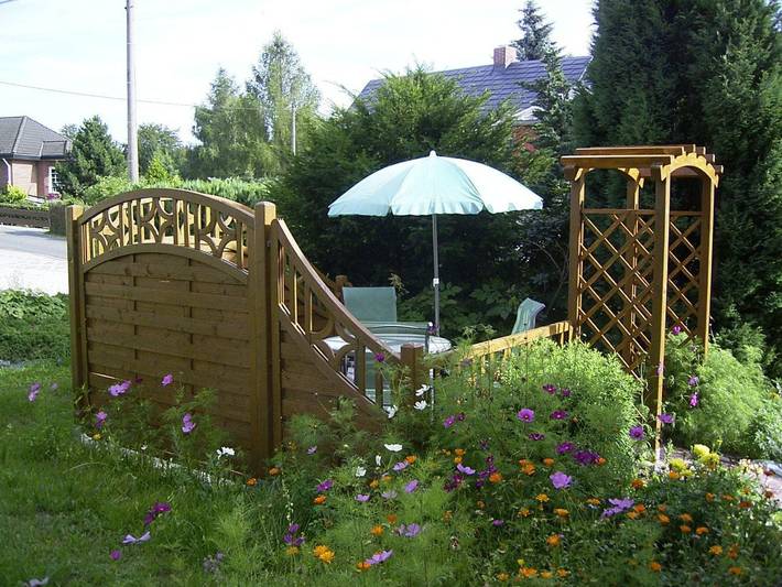 Ganze Ferienwohnung, Ferienwohnungen Am Waldweg - 1-Raum-Appartement mit Kochnische 2.Og in Auerbach, Chemnitz und Umgebung