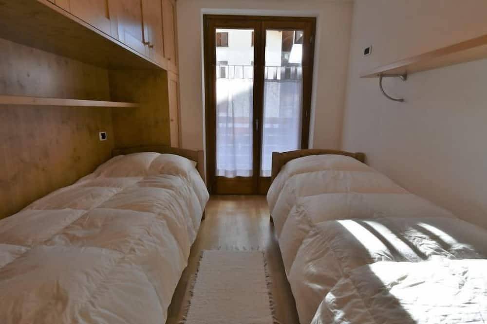 Appartamento intero, Cà Serena by Interhome in Campodolcino (Borgo), Campodolcino