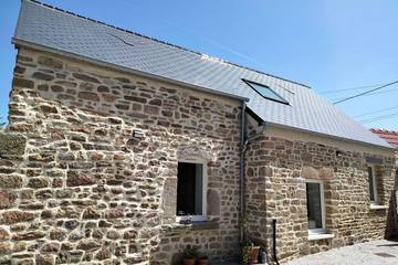 Gîte pour 4 personnes, avec terrasse et jardin à Maupertus-sur-Mer