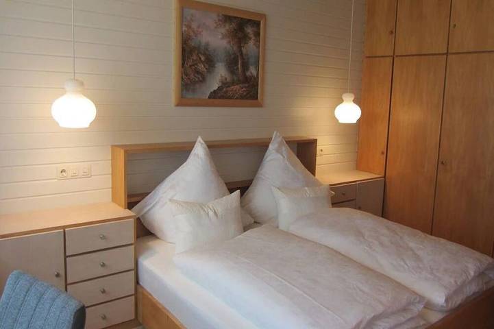 Ferienhaus für 4 Personen, mit Terrasse und Garten in Wieskirche - 2