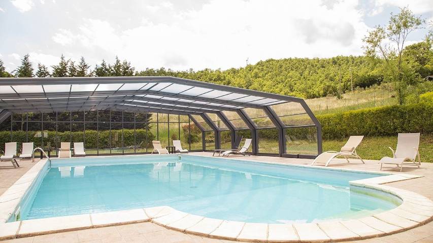 Ferienhaus für 19 Personen, mit Garten und Pool sowie Terrasse - 1