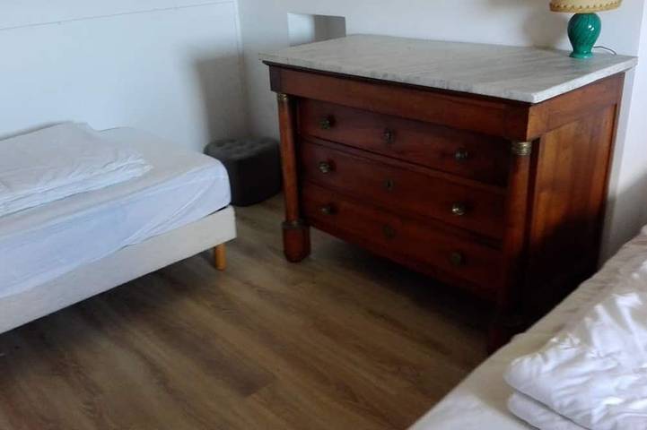 Location de vacances pour 6 personnes, avec terrasse et jardin à Primelin - 2