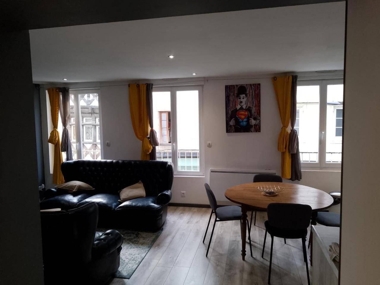 Appartement entier, Un Appartement tout à vous in Carhaix-Plouguer, Région de Châteaulin