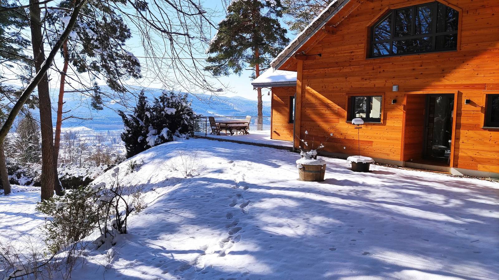 Chalet « Le Haut du Bout » : vue montagne, terrasse privée et Wi-Fi in Fraize, Parc naturel régional des Ballons des Vosges