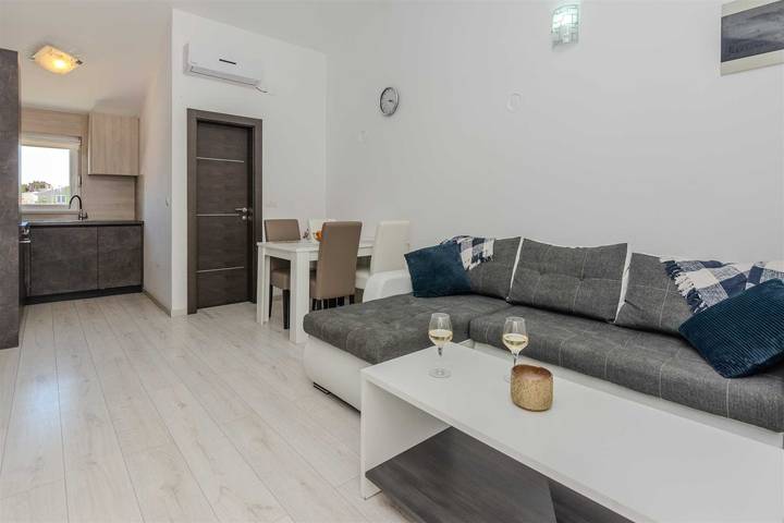 Ferienwohnung für 6 Personen, mit Balkon/Terrasse und Balkon, kinderfreundlich auf Vir - 3