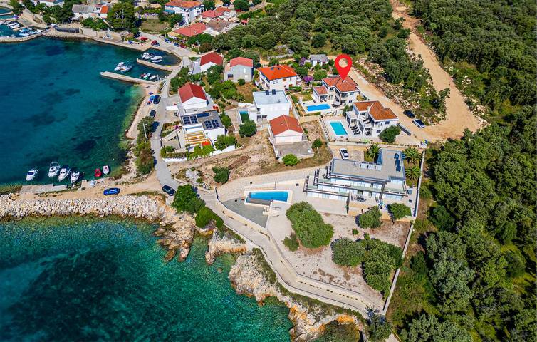 Ferienhaus für 8 Personen, mit Pool und Terrasse in Novalja - 4