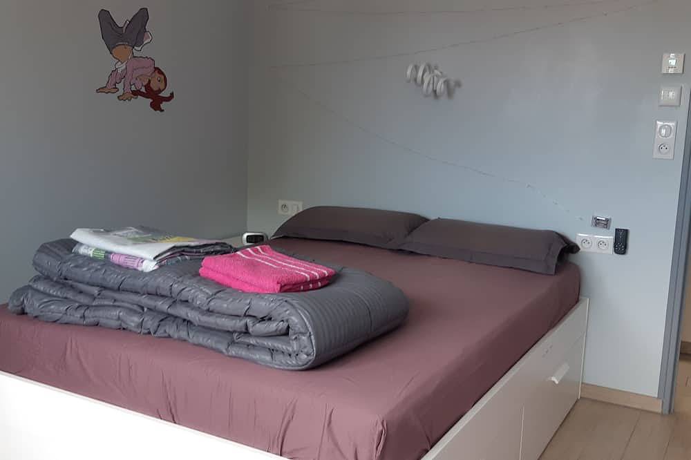 Un qq km del Golfo de Morbihan y el mar, con piscina cubierta climatizada in Surzur, Côte des Mégalithes