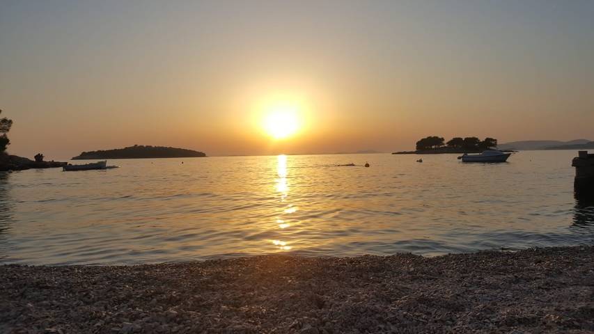Ferienwohnung für 3 Personen, mit Balkon/Terrasse in Primosten - 3