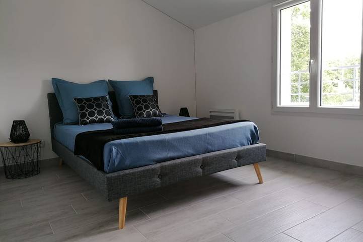 Location de vacances pour 7 personnes, avec Terrasse et Jardin à Léognan - 2