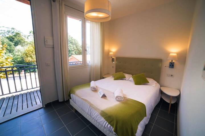 Club vacances pour 2 personnes, avec sauna ainsi que jacuzzi et jardin dans le Var - 3