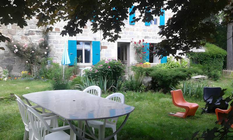 Appartement entier, La Maison D'à Côté in Chenereilles, Haute-Loire