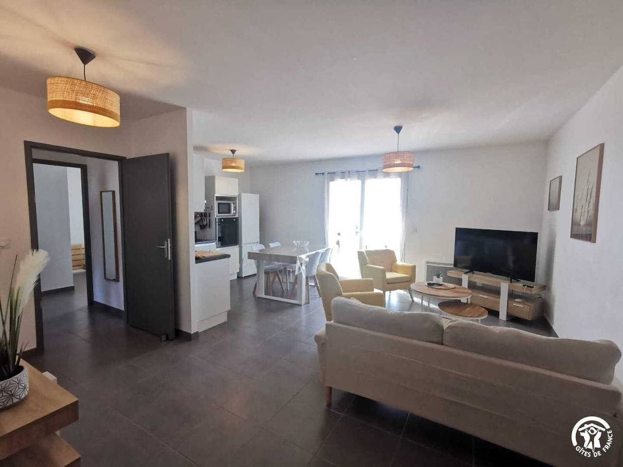 Casa de huéspedes para 4 personas con terraza in Sérignan, Côte d'Améthyste