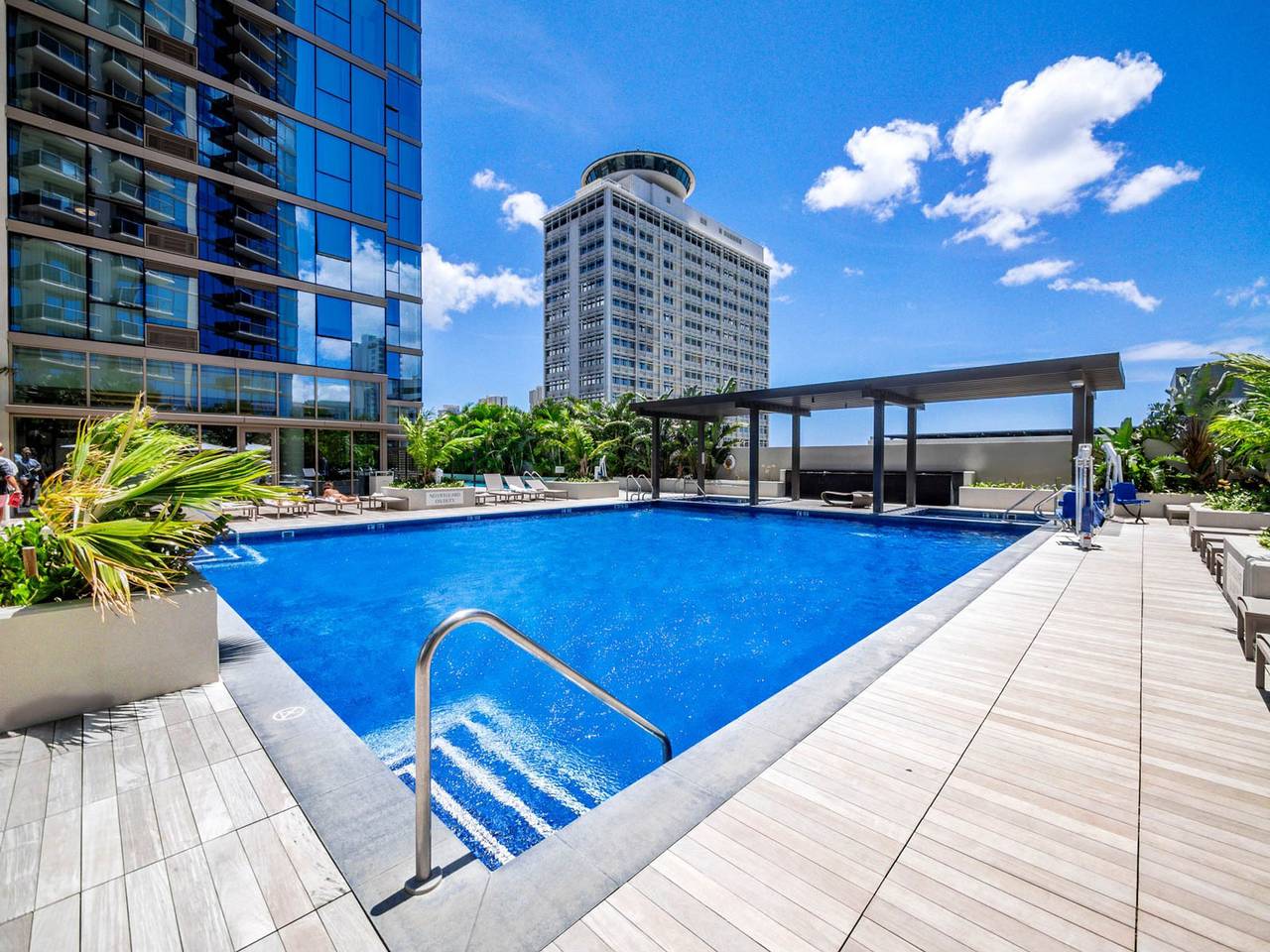 Hel lejlighed, Modern 2Br at Sky Ala Moana w/City & Mtn Views &Ac in Honolulu, Oahu