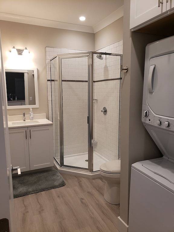 Cozy Houseboat in Port City Marina Wilmington, Nc Nestled among The Cove Villas in Wilmington, New Hanover County