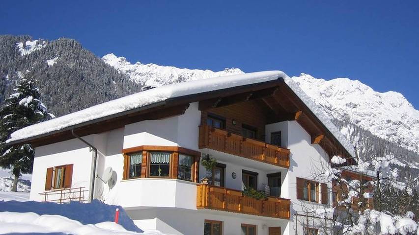Ferienwohnung für 6 Personen, mit Garten und Balkon sowie Ausblick - 1