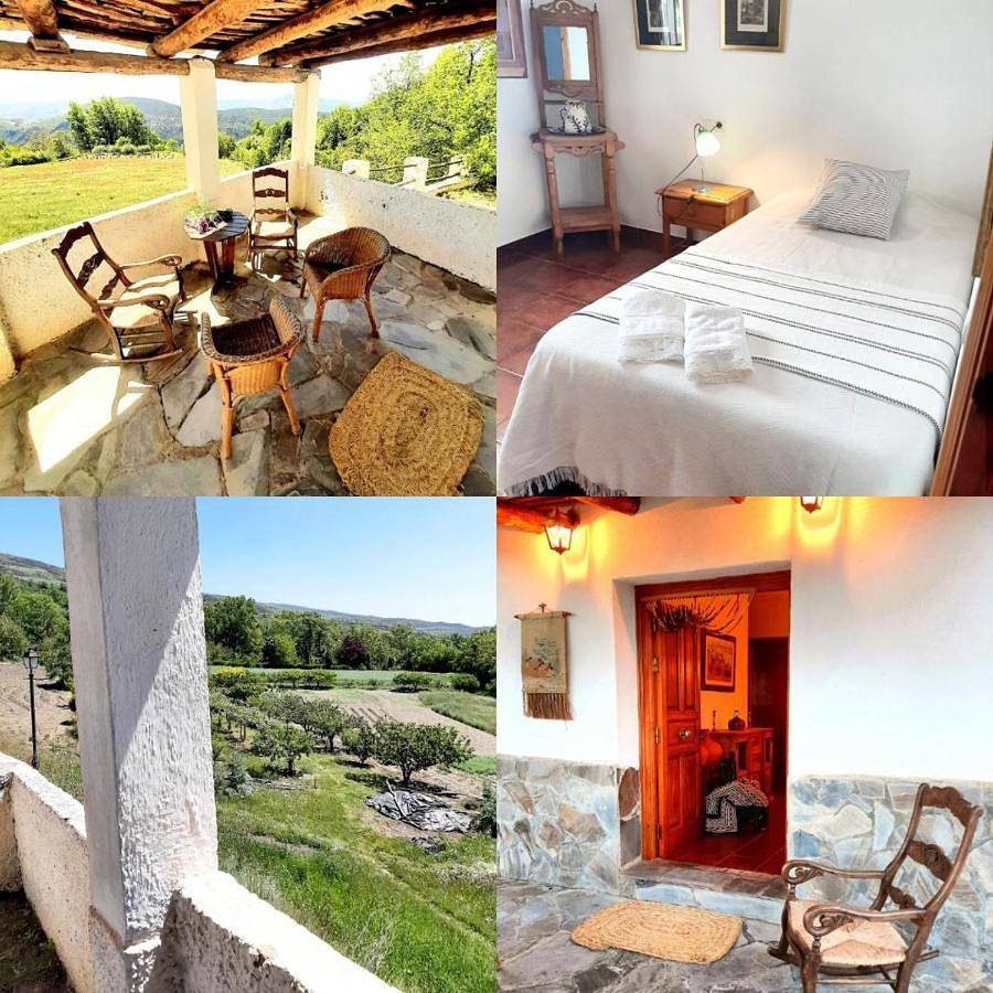 Four-Bedroom House in Pitres, La Taha