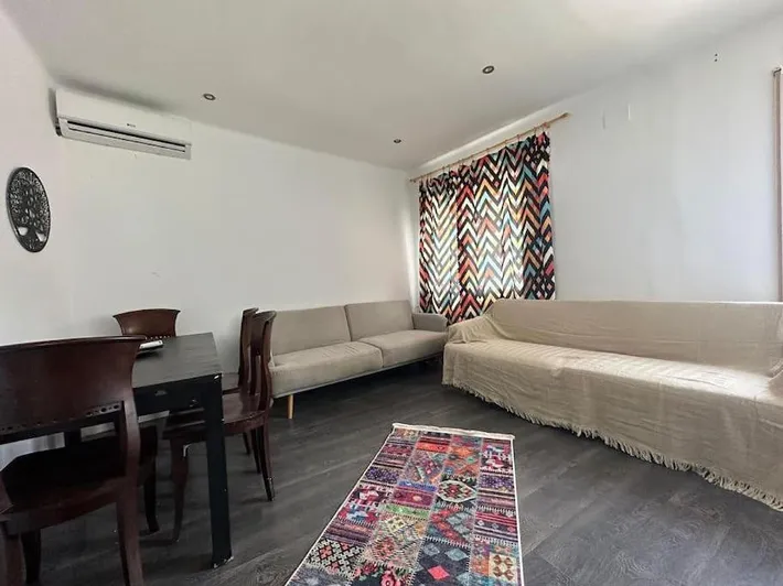 Ferienwohnung für 6 Personen, mit Ausblick und Balkon - 1