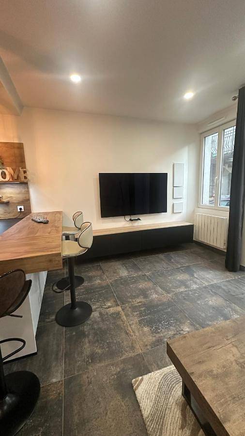 Location de vacances pour 4 personnes, avec terrasse à Saint-Martin-en-Bière - 2